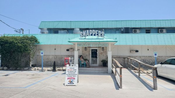 Snappers Oceanfront Restaurant & Bar by null