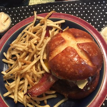 Simmzy's - Gastropubs Near Me - Long Beach, California Simmzy's - Gastropubs Near Me - Long Beach, California