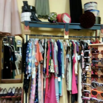 Halcyon Vintage Clothing - Used, Vintage & Consignment Near Me - Richmond, Virginia Halcyon Vintage Clothing - Used, Vintage & Consignment Near Me - Richmond, Virginia