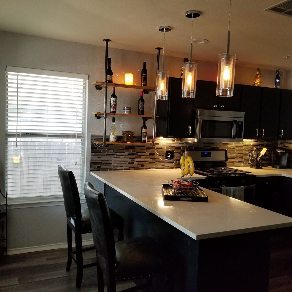 Slide of BR Roofing and Restoration, Inc