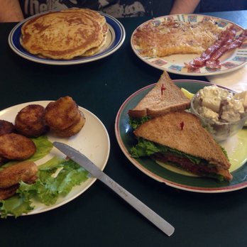 Southern Sisters Cafe - Fried green tomatoes, BLT, pancakes, hashbrowns, and bacon! - American Near Me - Melbourne, Florida Southern Sisters Cafe - Fried green tomatoes, BLT, pancakes, hashbrowns, and bacon! - American Near Me - Melbourne, Florida
