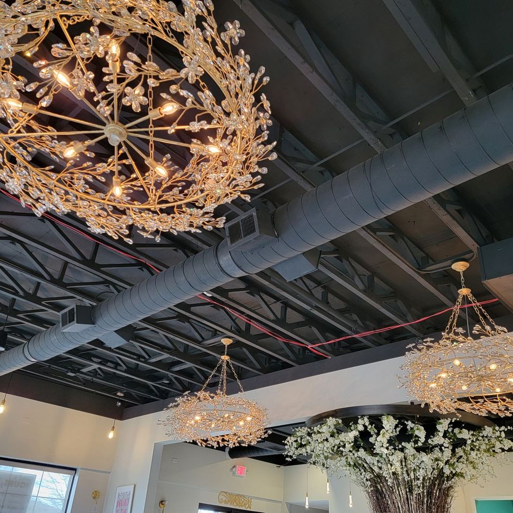 Fusion Social - Interior - Desserts Near Me - Warrenville, Illinois Fusion Social - Interior - Desserts Near Me - Warrenville, Illinois
