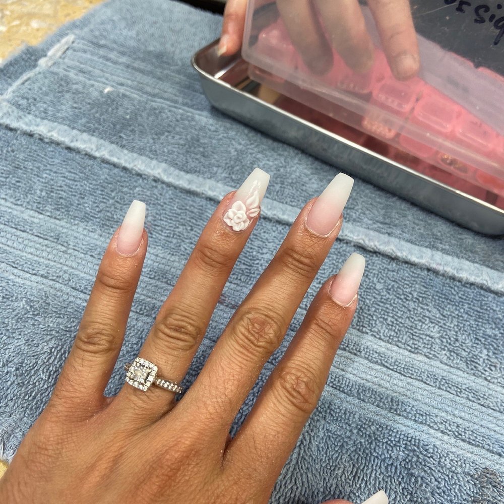 Cutie Nails - Nail Salons Near Me - Chula Vista, California