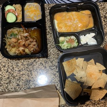 Los Molcajetes - Garlic shrimp entree with rice and beans $19.99, Side of chili relleno $9.99. Complimentary chips - Mexican Near Me - Bakersfield, California Los Molcajetes - Garlic shrimp entree with rice and beans $19.99, Side of chili relleno $9.99. Complimentary chips - Mexican Near Me - Bakersfield, California