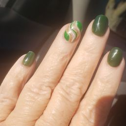 Christmas manicure. :-D Christmas manicure. :-D