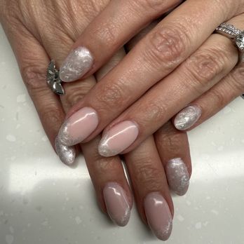 Amazing Nails & Spa - Nail Salons Near Me - Turlock, California