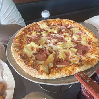 Planet Pizza - Hawaiian Pizza - Pizza Near Me - Virginia Beach, Virginia