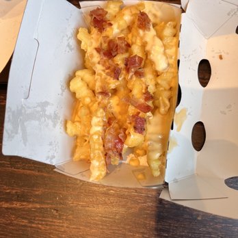 Shake Shack Glendale - Bacon Cheese Fries - Burgers Near Me - Glendale, California Shake Shack Glendale - Bacon Cheese Fries - Burgers Near Me - Glendale, California