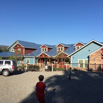 Inn the Woods Suites - Hotels Near Me - Ahwahnee, California