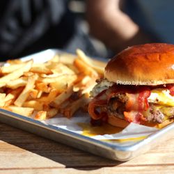 Ridgewalk Social - The Social ($13.79) - applewood bacon, jalapeño, caramelized onions, tomato, cheddar cheese, fried egg