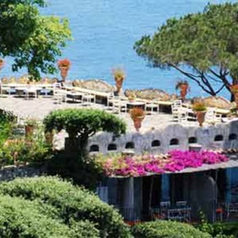 Il San Pietro Positano - You can see my room from here, you feel like a principesa, surrounded by wonderful service, the most amazing views of the Amalfi - Hotels Near Me - Positano, SA