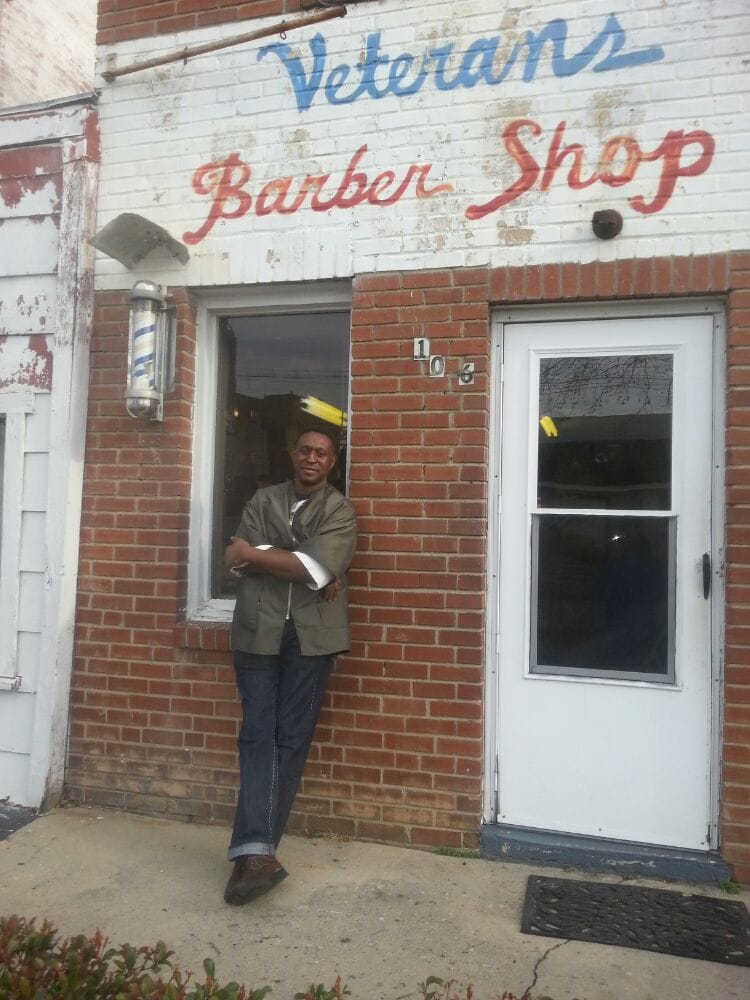VETERAN’S BARBER SHOP 106 E Bizzell St, Laurinburg, North Carolina