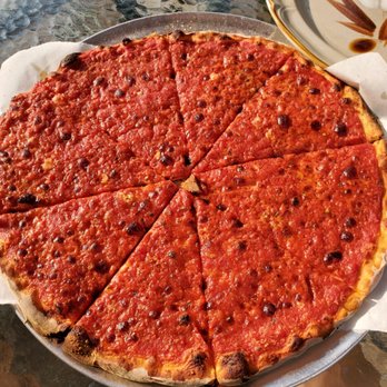Roseland Apizza - Traditional margarita pie - Pizza Near Me - Derby, Connecticut Roseland Apizza - Traditional margarita pie - Pizza Near Me - Derby, Connecticut