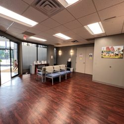 Premier Family Physicians - Westlake - Waiting area