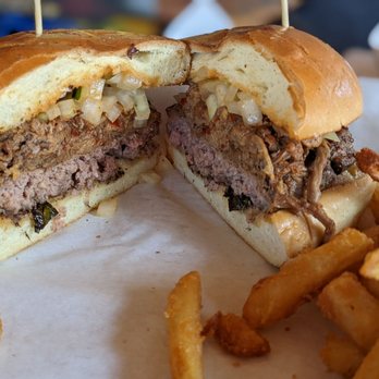 LINDY’S ON 4TH - 520 Photos & 630 Reviews - 500 N 4th Ave, Tucson ...