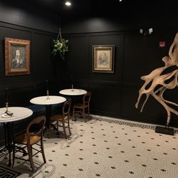 KnuckleBones Elixir - Hang out space