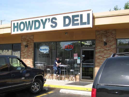 Howdy's Deli by null