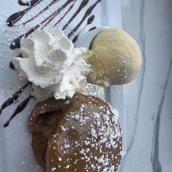 Cronins Restaurant - Toffee pudding - Irish Near Me - Killarney, Kentucky Cronins Restaurant - Toffee pudding - Irish Near Me - Killarney, Kentucky