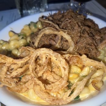Social Hall - Green chile mac w/ carnitas - Bars Near Me - Tempe, Arizona Social Hall - Green chile mac w/ carnitas - Bars Near Me - Tempe, Arizona