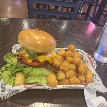 COLD BEERS & CHEESEBURGERS - Updated November 2025 - 392 Photos & 346 ...