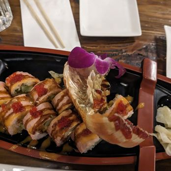 Sushi Boat - Love boat roll - Sushi Bars Near Me - Saint Charles, Missouri Sushi Boat - Love boat roll - Sushi Bars Near Me - Saint Charles, Missouri