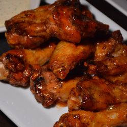 The Lansdowne Pub - Sweet chili wings