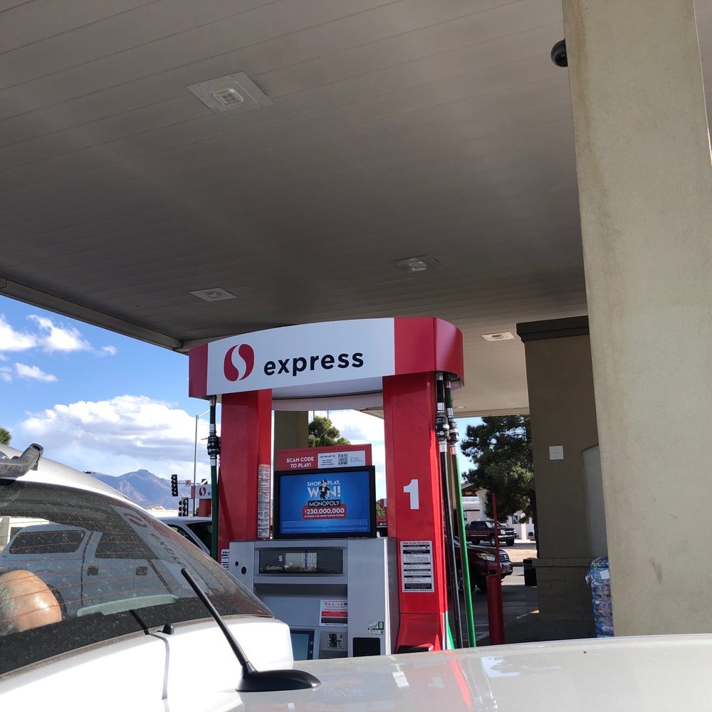 Safeway Gas - Gas- it is $3/gal here (March 20) - Gas Stations Near Me - Kingman, Arizona Safeway Gas - Gas- it is $3/gal here (March 20) - Gas Stations Near Me - Kingman, Arizona