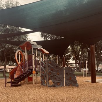 Houk Park - IG @kvtherinejvsmin - Parks Near Me - Visalia, California Houk Park - IG @kvtherinejvsmin - Parks Near Me - Visalia, California
