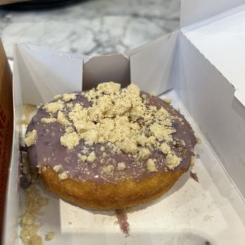 Duck Donuts - Blueberry Streusel - Donuts Near Me - Las Vegas, Nevada