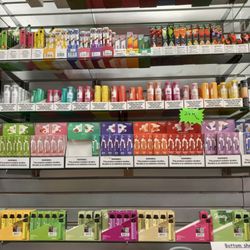 Dudes Smoke & Vape Best in Town - Your favorite disposables! Juucy, Flum, geek pro, and many more....