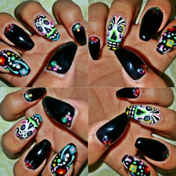 Shine Nail Lounge - Dia De Los Muertos Nail By Katessa - Nail Salons Near Me - Capitola, California
