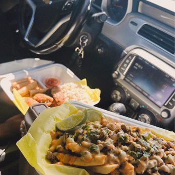 Mama's Lumpia - sisig fries, BYP chicken lumpia, garlic rice, adobo wings - Filipino Near Me - Pacheco, California