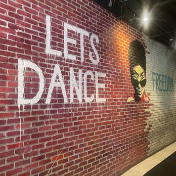 Copper Blues Rock Pub & Kitchen - Bars Near Me - Doral, Florida