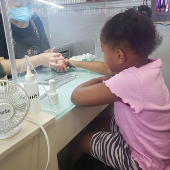 Jade Nail Spa - Nail Salons Near Me - Broadview, Illinois