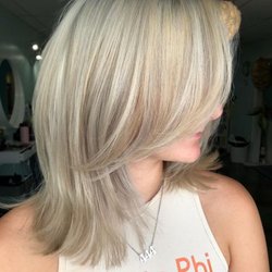 Stephanie King Hair Studio - Gorgeous Blonds - Stephanie