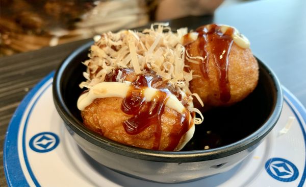 Kura Revolving Sushi Bar by null