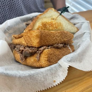 Grazeland - Arby's Texarkana, BIL to the Beef n Cheddar - Delis Near Me - Greenville, South Carolina Grazeland - Arby's Texarkana, BIL to the Beef n Cheddar - Delis Near Me - Greenville, South Carolina