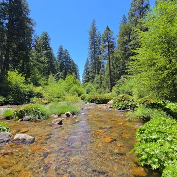 Sierra Inn - Hotels Near Me - Kyburz, California Sierra Inn - Hotels Near Me - Kyburz, California