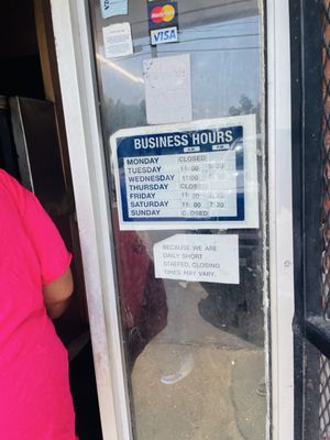 E & L Barbeque by null