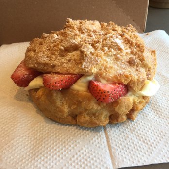 Paris Baguette - Soooo soooo good!!! - Bakeries Near Me - Cerritos, California Paris Baguette - Soooo soooo good!!! - Bakeries Near Me - Cerritos, California