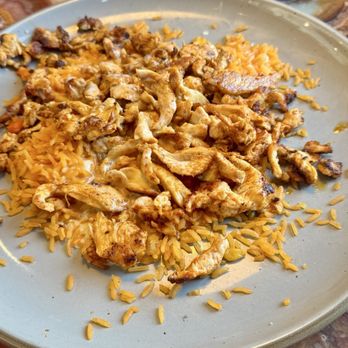 Mariscos El Barco Bar And Grill - Chicken, rice, and queso. - Mexican Near Me - Staunton, Virginia Mariscos El Barco Bar And Grill - Chicken, rice, and queso. - Mexican Near Me - Staunton, Virginia