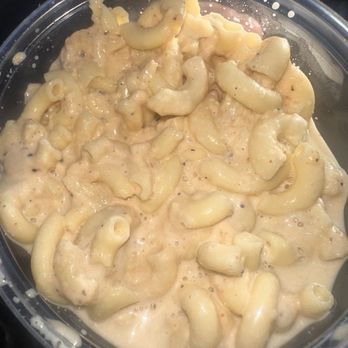 Keith’s Chicken N Waffles - bombin' mac n cheese - Southern Near Me - Daly City, California