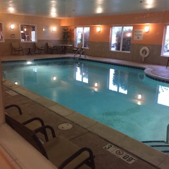Holiday Inn Express & Suites Lancaster-Lititz - Hotels Near Me - Lititz, Pennsylvania