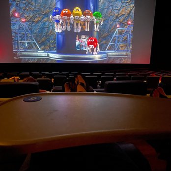 Apple Cinemas - Cinema Near Me - Warwick, Rhode Island