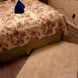 Johnny's Carpets - My room. I love the new flooring.