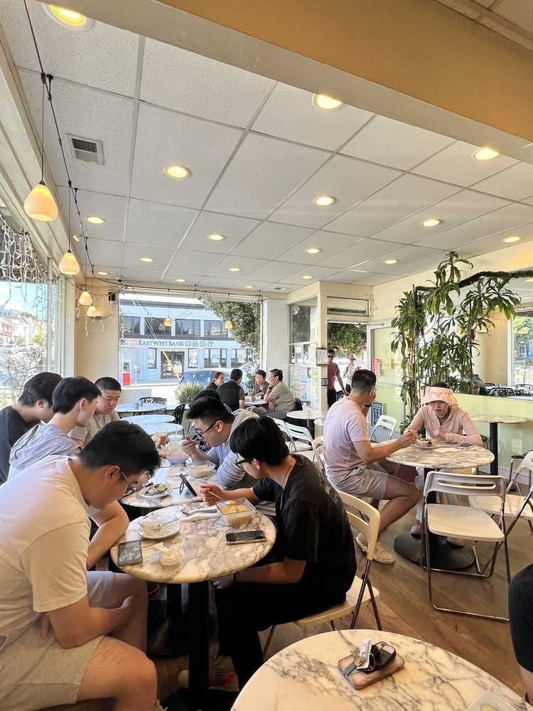 Golden Island Cafe