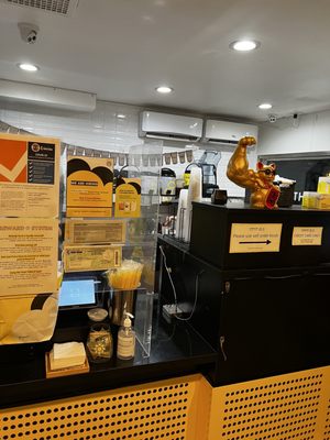 Sunright Tea Studio - San Gabriel by null