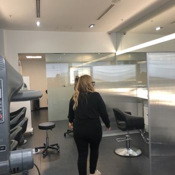 W's Salon - Physical walls between the stations - Hair Salons Near Me - San Jose, California