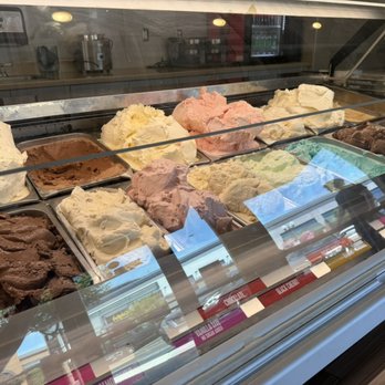 Cold Stone Creamery - Ice Cream & Frozen Yogurt Near Me - Pleasant Hill, California