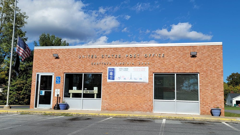 UNITED STATES POSTAL SERVICE 110 6th St, Grottoes, Virginia Post